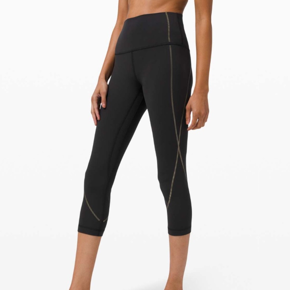 🍋Lululemon Special Edition Align Crop Gold🍋